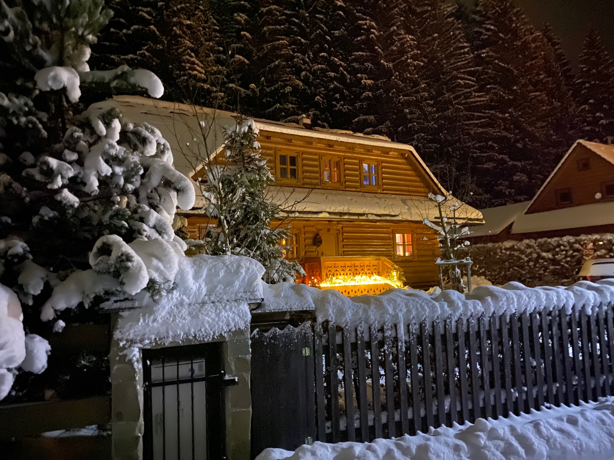 Exterior and garden — IMG_8648