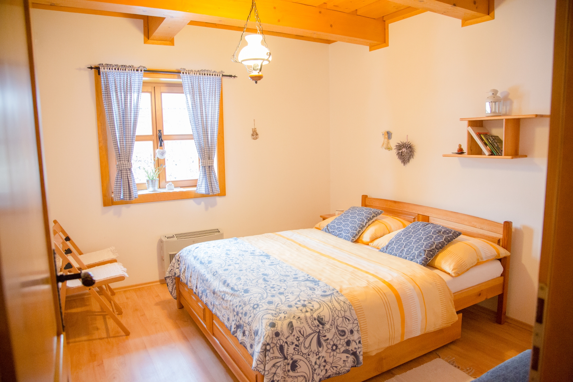 Lower apartment — Bedroom-3-king-bed