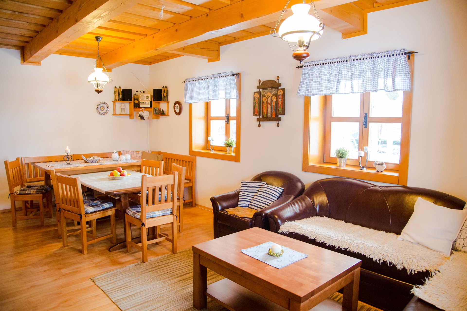 Lower apartment — Living-room-downstairs-1